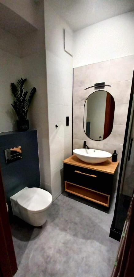 Aqua 27 Premium Nearby *